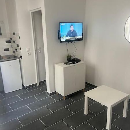 Studio Cosy Refait A Neuf Levallois Extérieur photo