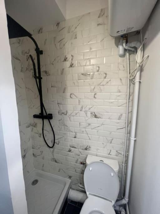 Studio Cosy Refait A Neuf Levallois Extérieur photo