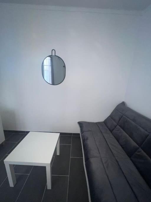 Studio Cosy Refait A Neuf Levallois Extérieur photo